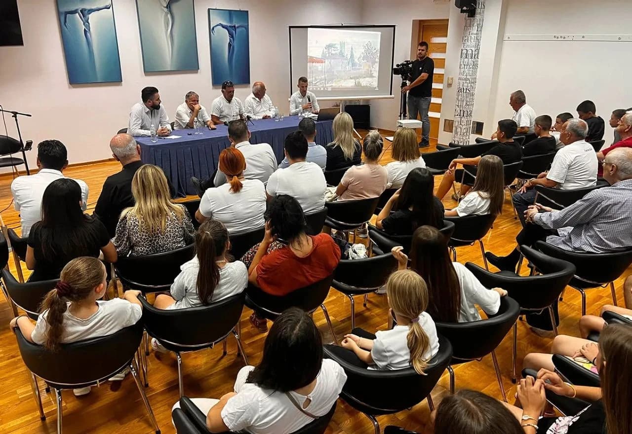 Panel diskusija pod nazivom "Lipanjske zore – Ako ne znaš šta je bilo"