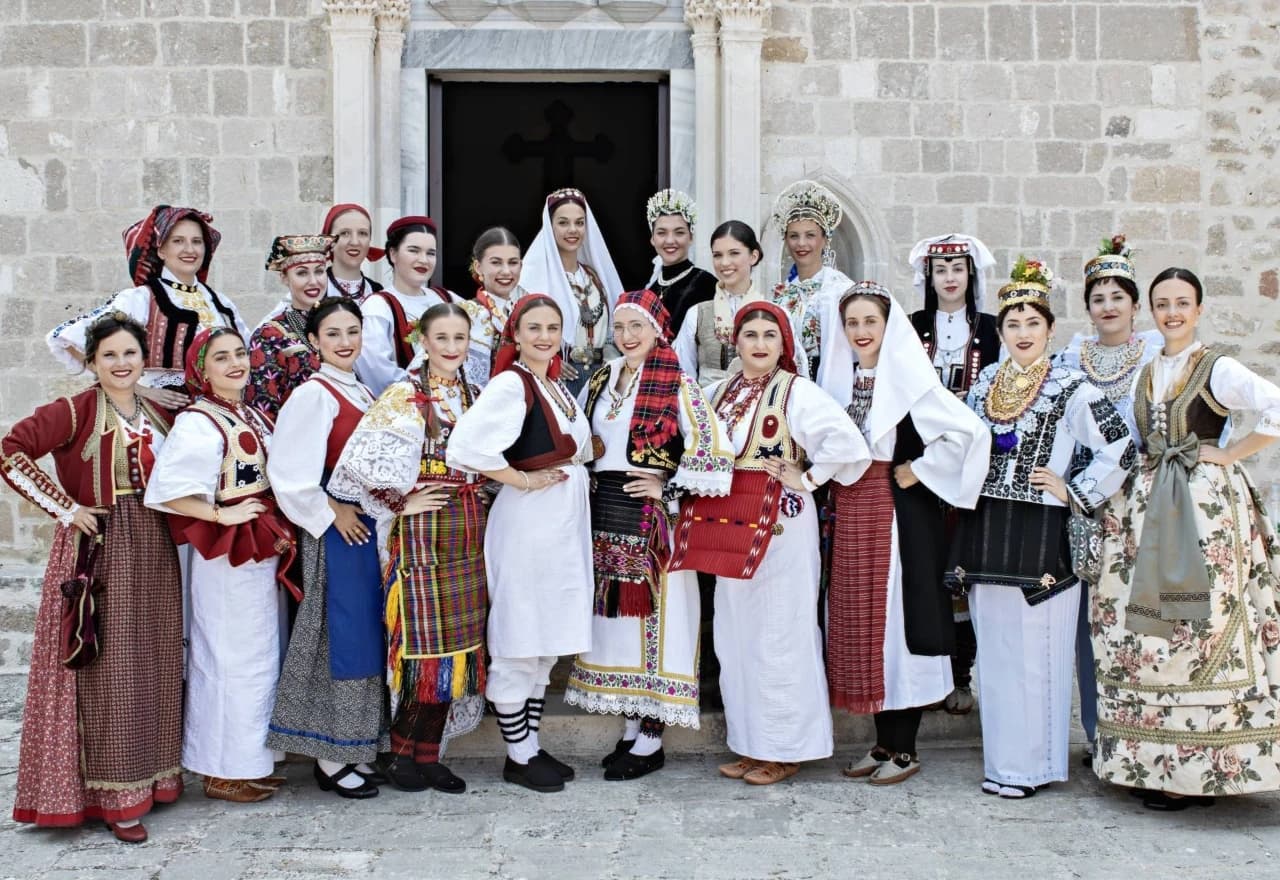 Revija tradicijske odjeće