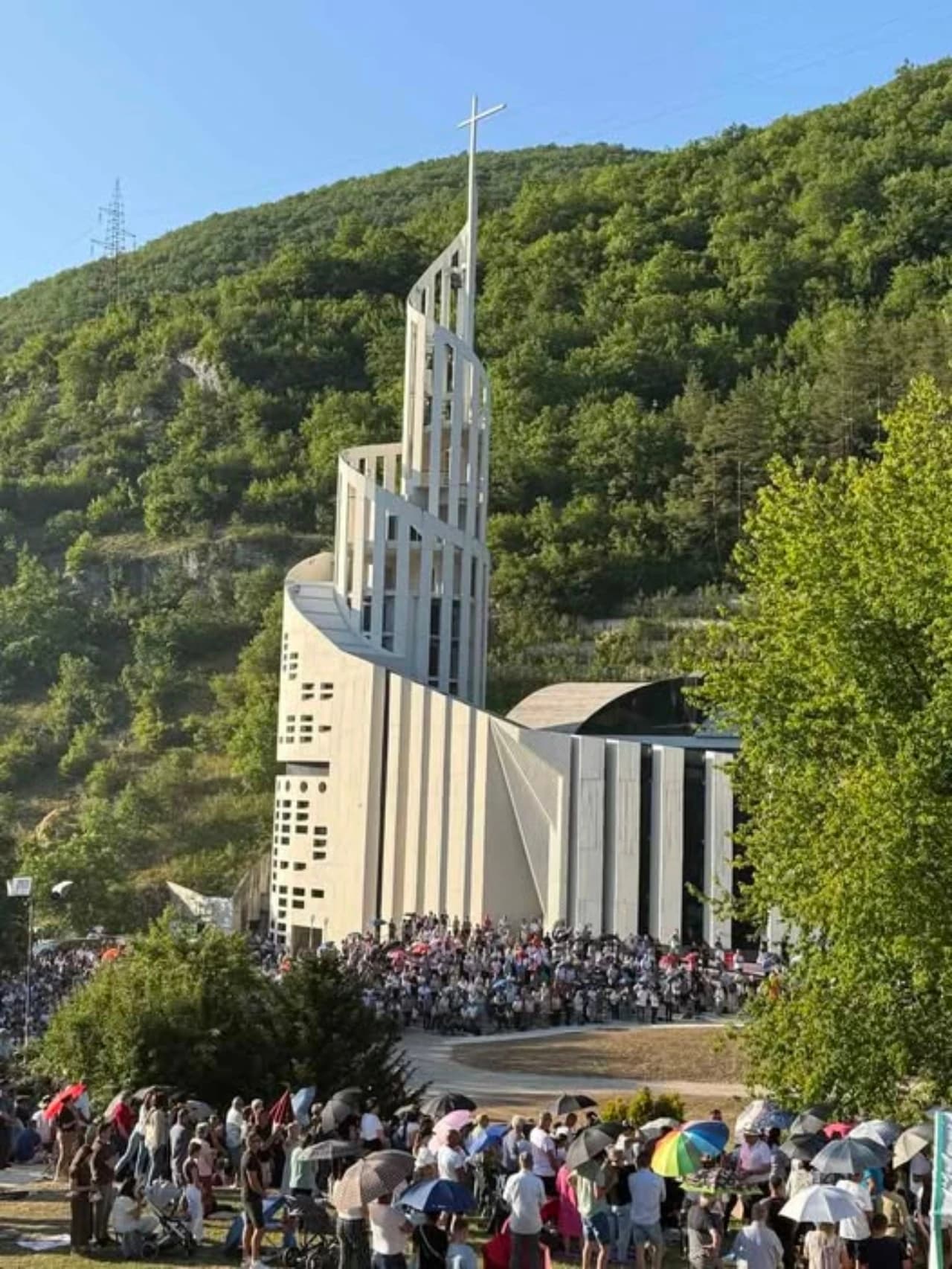 Tisuće vjernika na proslavi svetkovine Svetog Ive