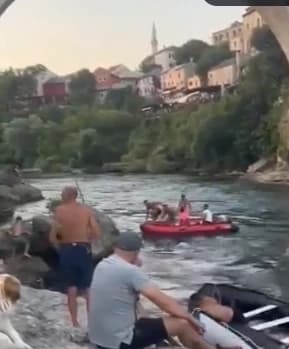 Burna reakcija na skok sa Starog mosta