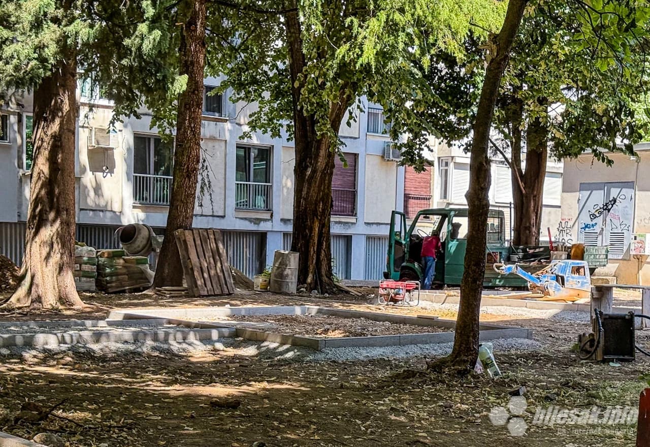 Počeli radovi u dvorištu u Ulici kraljice Katarine u Mostaru