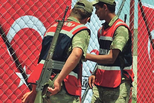 Kontroverzna karikatura u Turskoj: Karikaturisti uhićeni, prosvjednici na ulicama