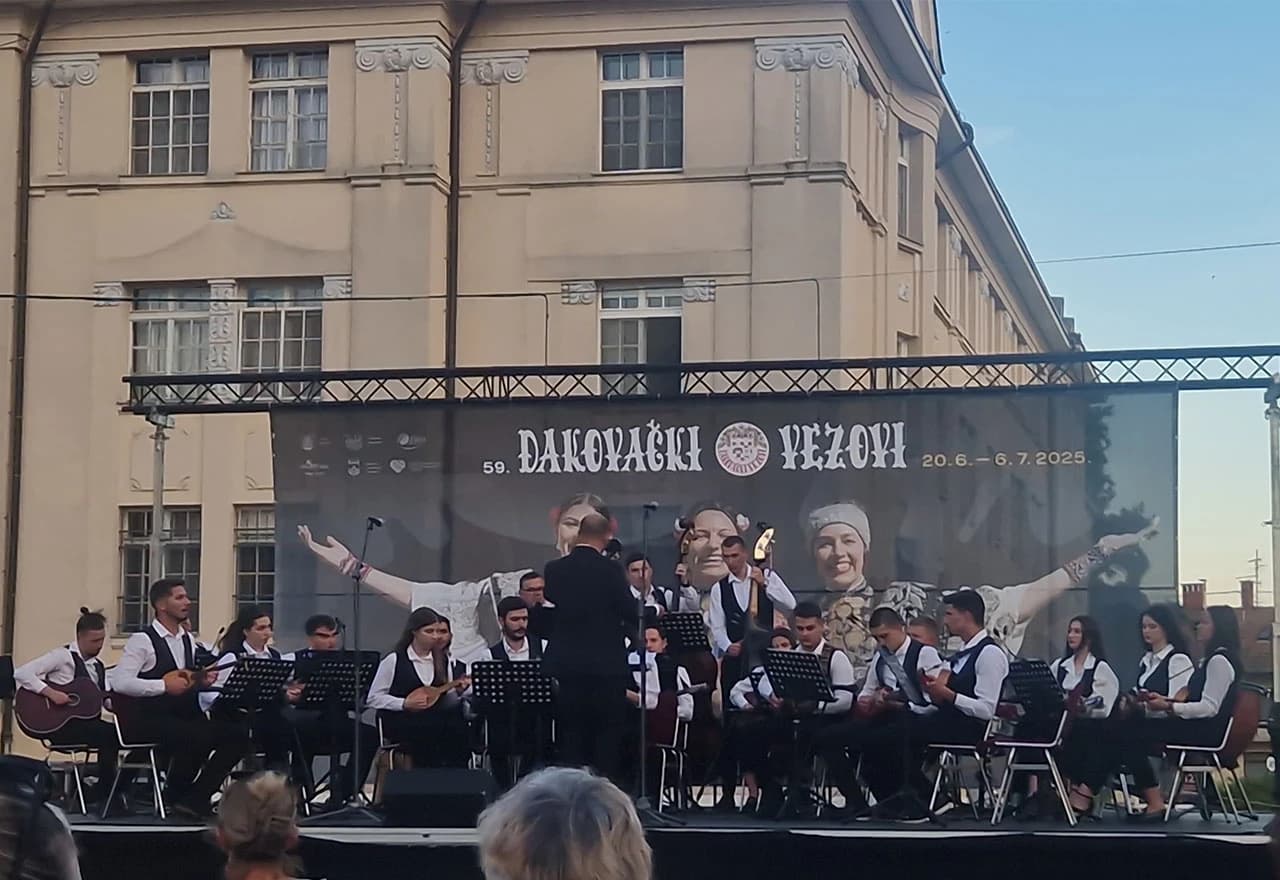 Tamburaški orkestar Mostar na Đakovačkim vezovima