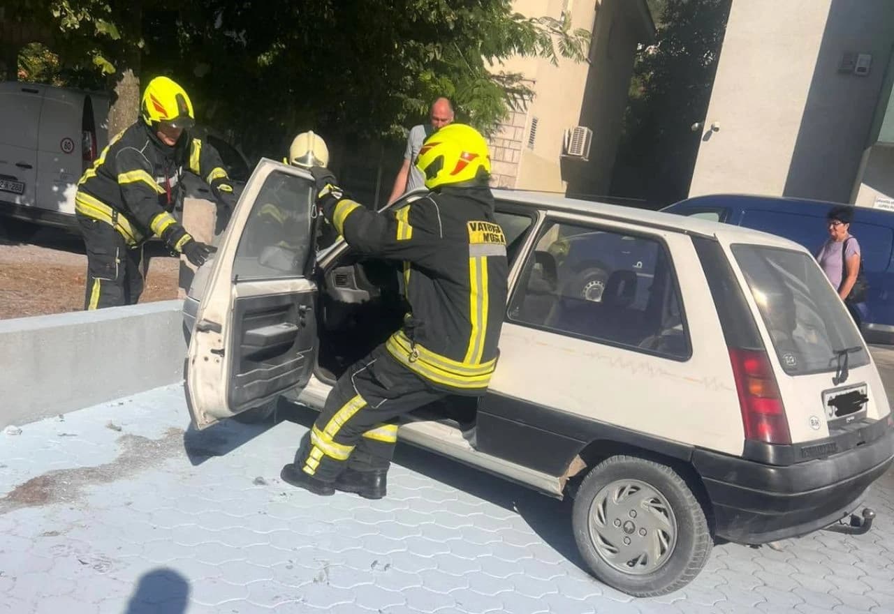 Požar na automobilu