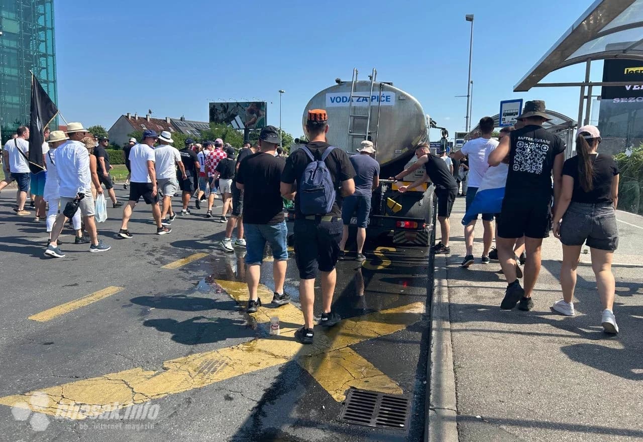 Besplatna voda za piće