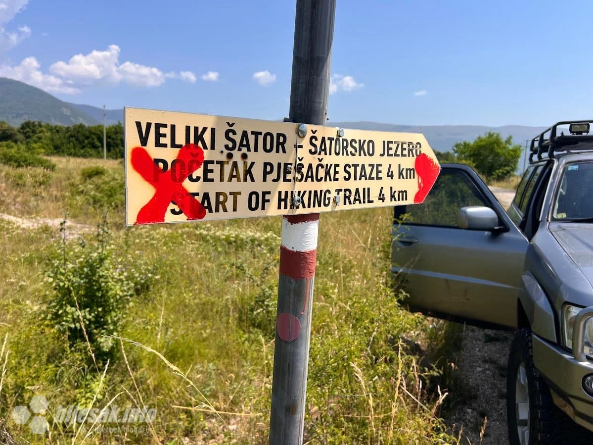 Ovuda se može samo pješke. Skretanje u Crnog Lugu