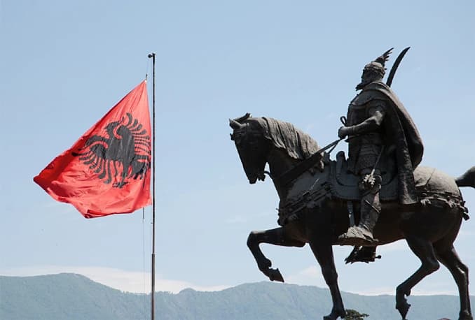 Albanija