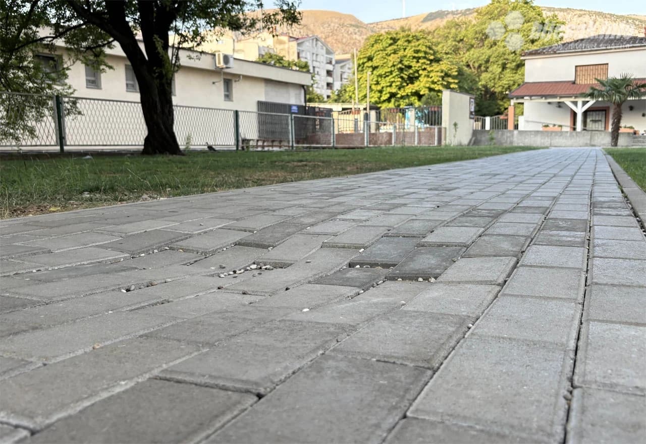 Stari betonski nogostupi bolji od nove galanterije?