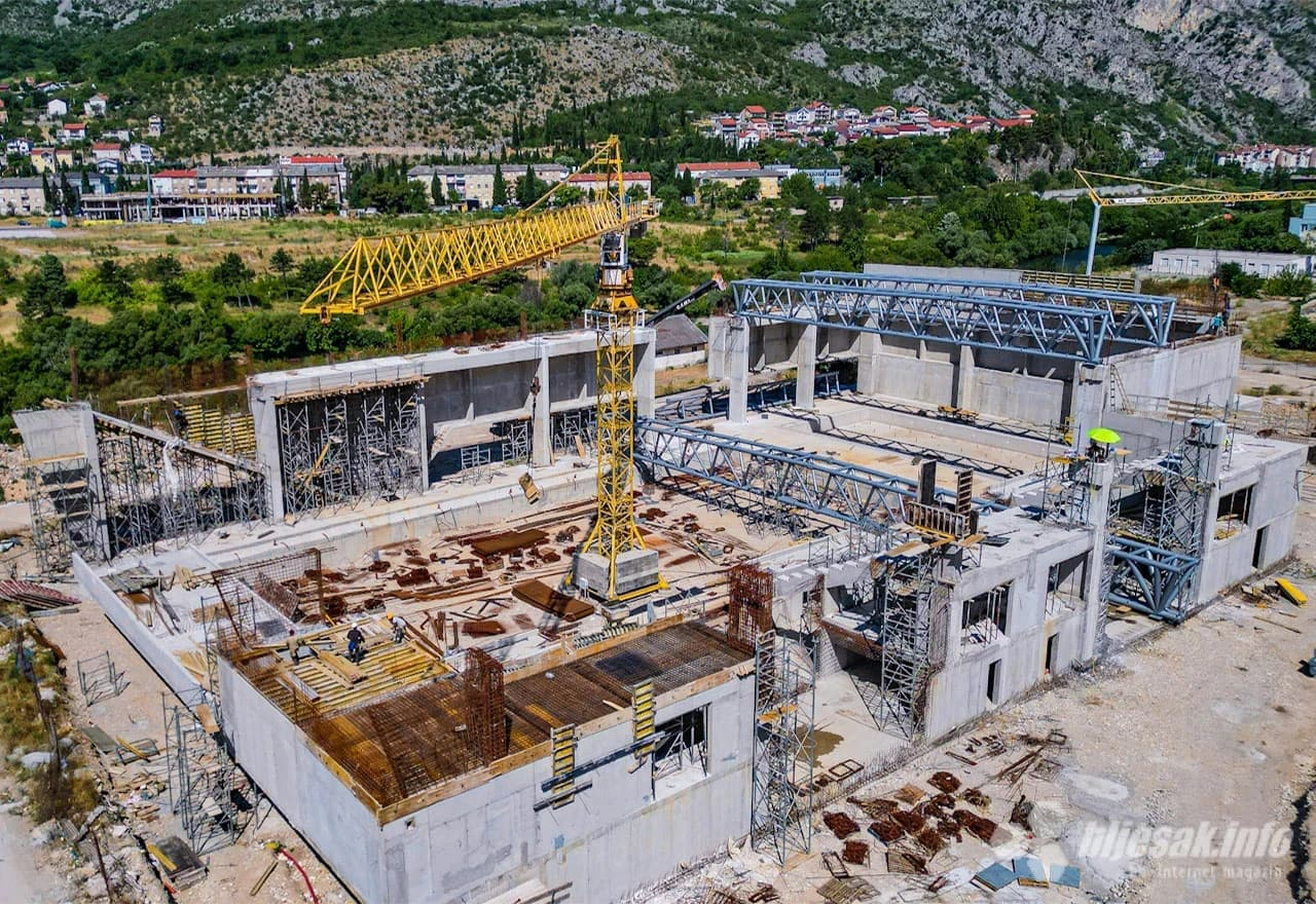 Gradilište budućeg olimpijskog bazena u Mostaru