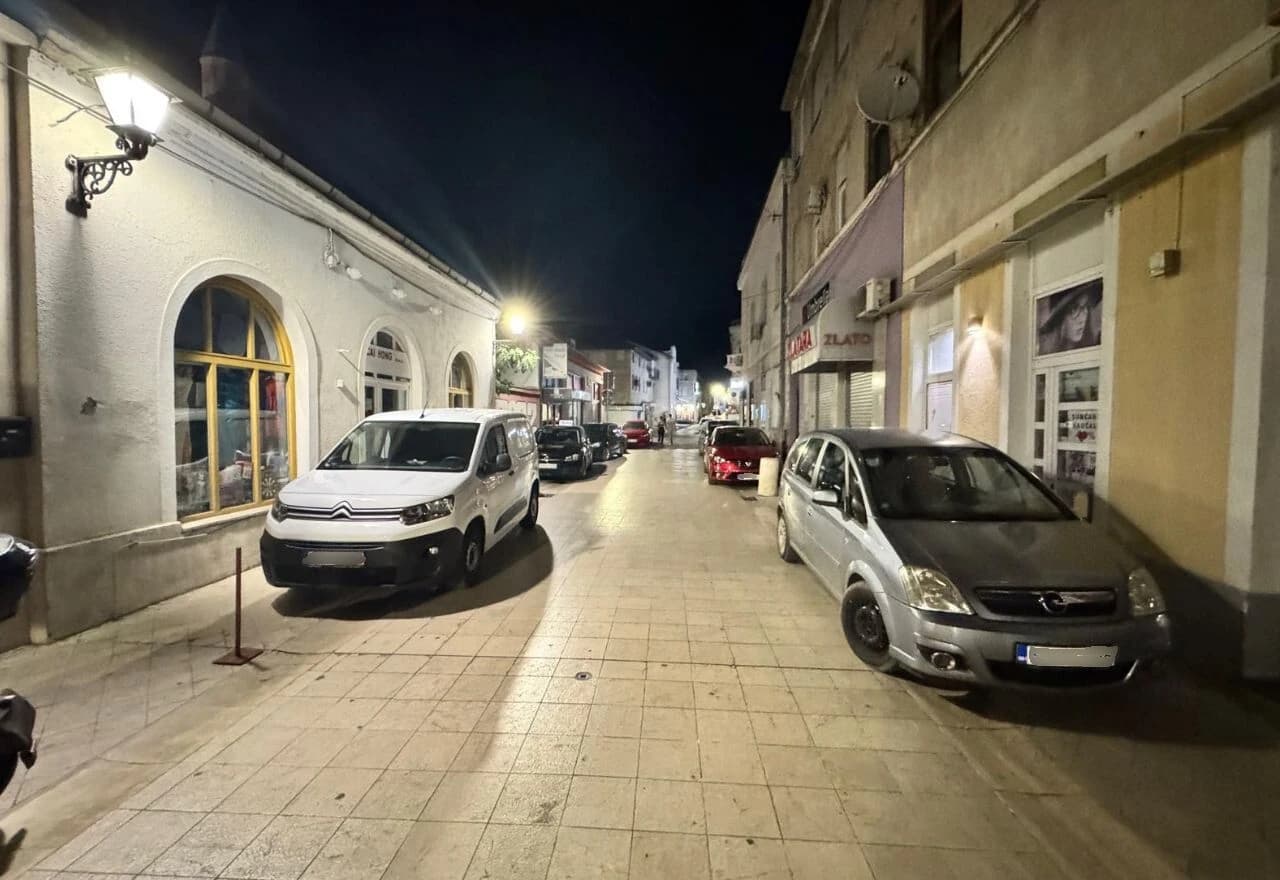 Parking kod nekadašnjeg Razvitka