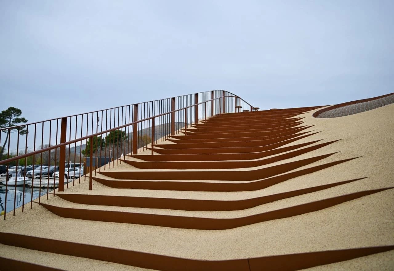 Stepenice na Trogirskom mostu