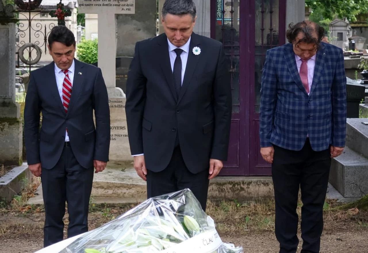 Bećirović u Parizu odao počast Susan Sontag