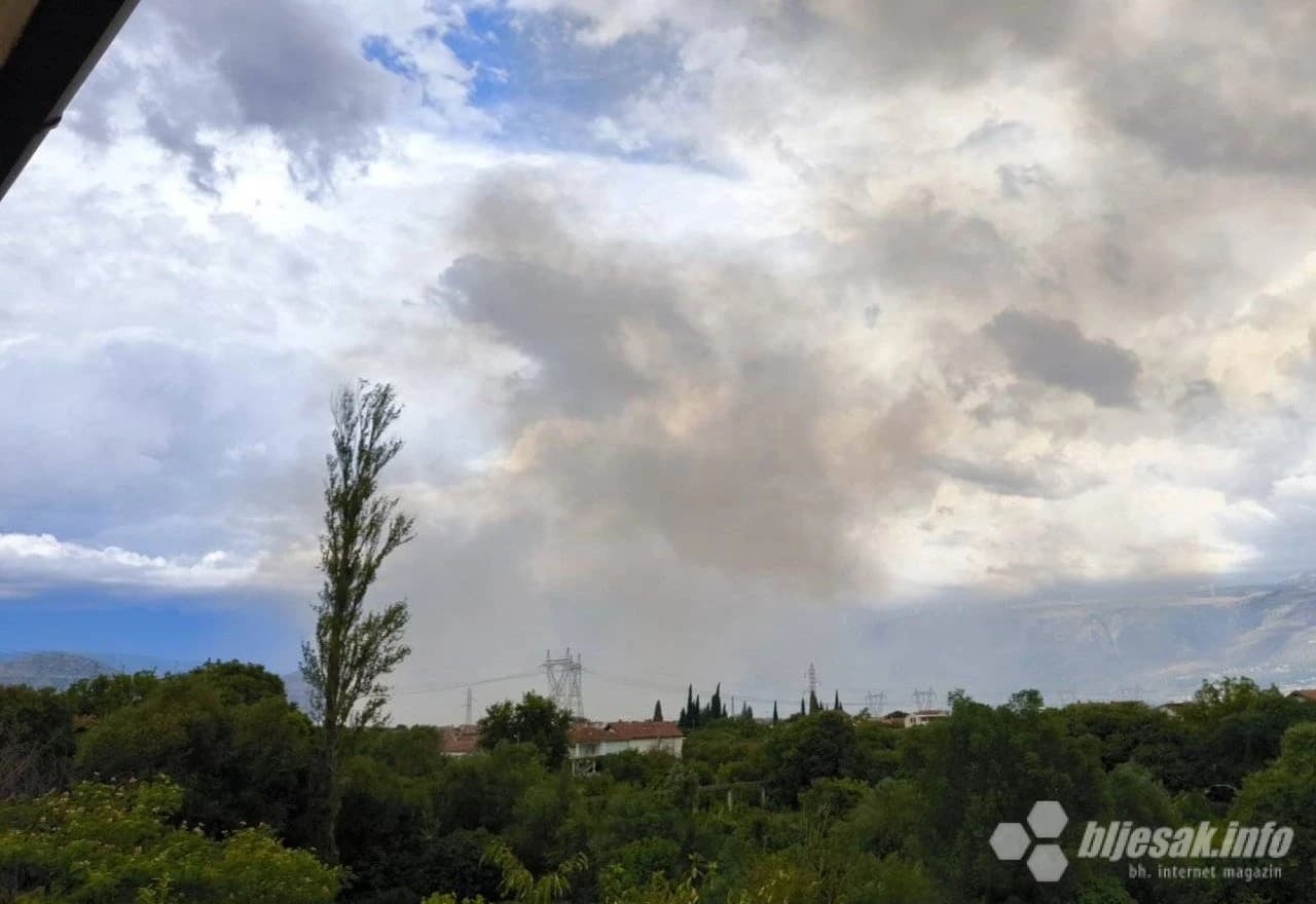 Požar u Mostaru zahvatio Rodoč