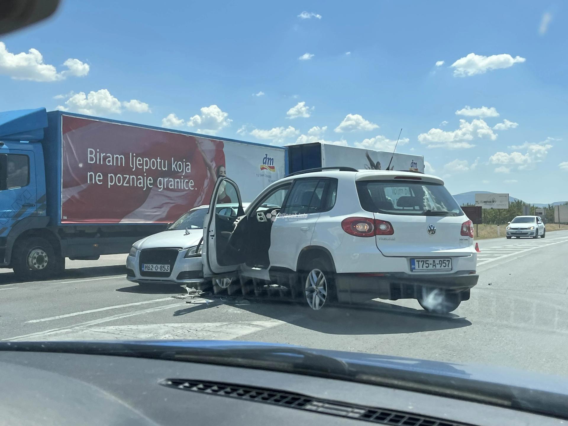 Sudar dva vozila na Bišću Polju u Mostaru