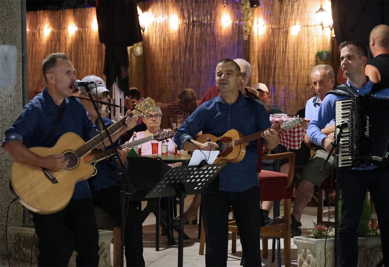 Večer tambure u sklopu Mostarskog ljeta