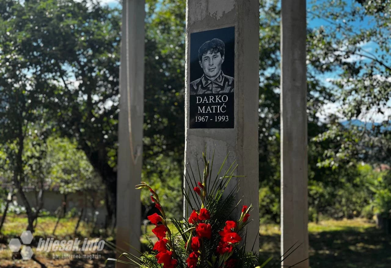 Blagoslov zvonika u mjestu Paradžici kod Konjica