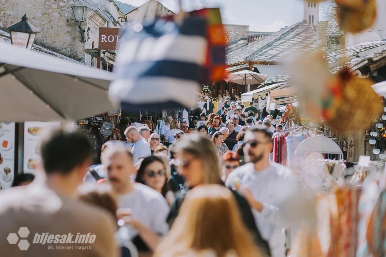 Turisti u Starom gradu