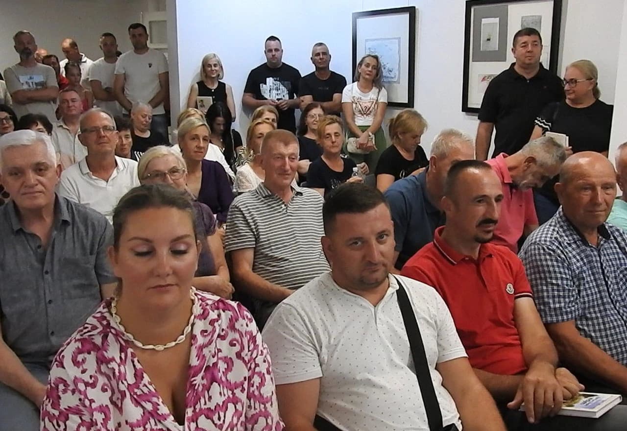 Markan Golemac ponovno napunio dvoranu promocijom svoje nove knjige