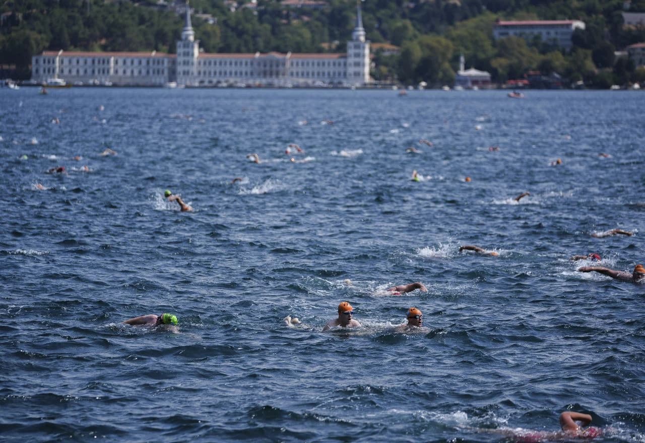 Bosforska međukontinentalna plivačka utrka