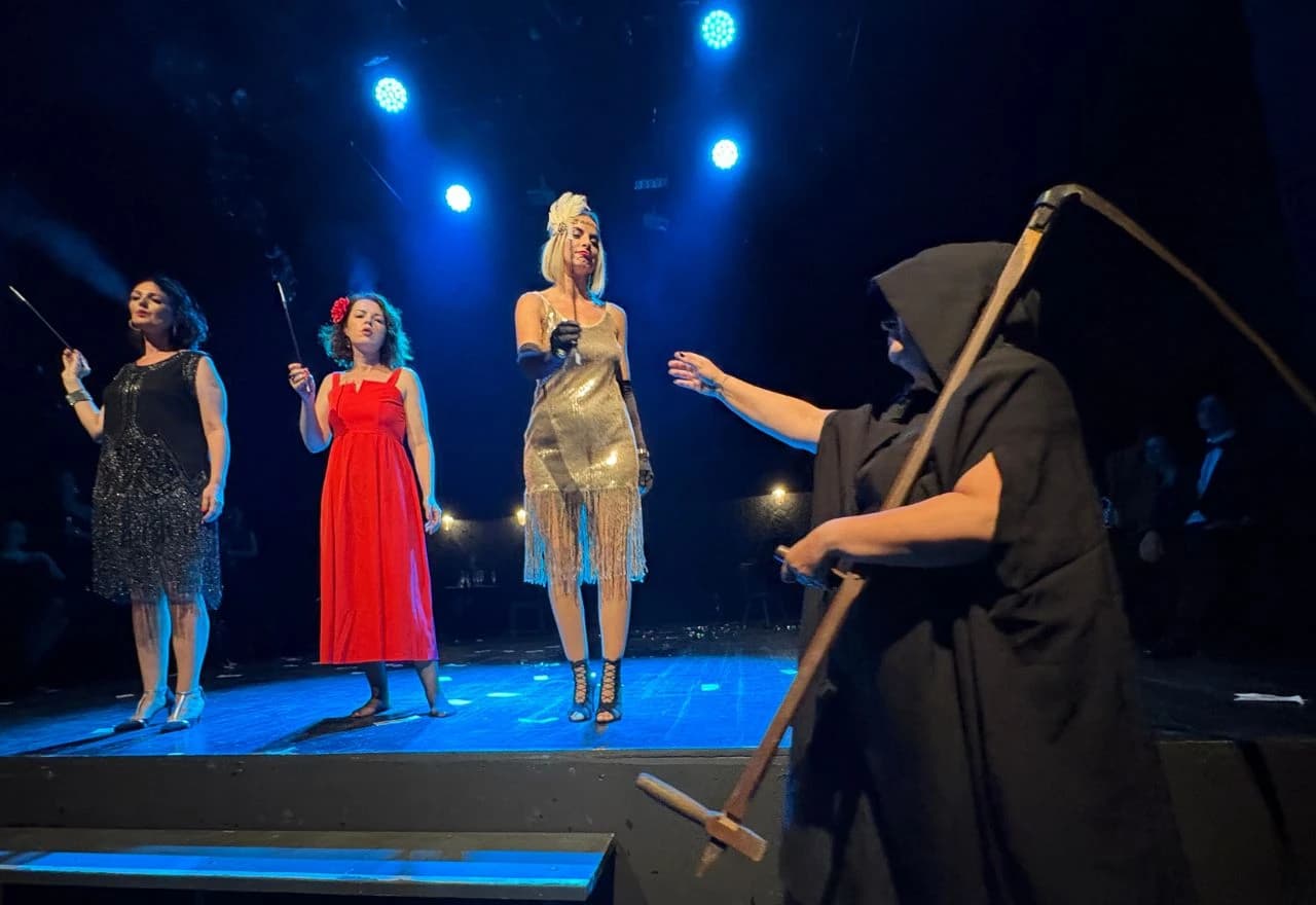 Predstava "Narandžasto" na 50. Mostarskom teatarskom festivalu