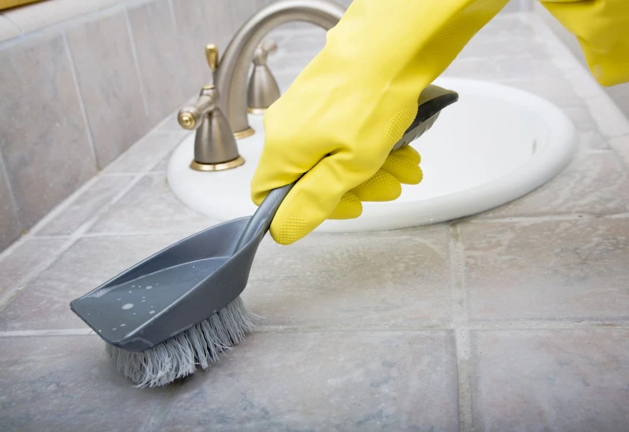 Kako da fuge u kuhinji i kupaonici ponovno zablistaju