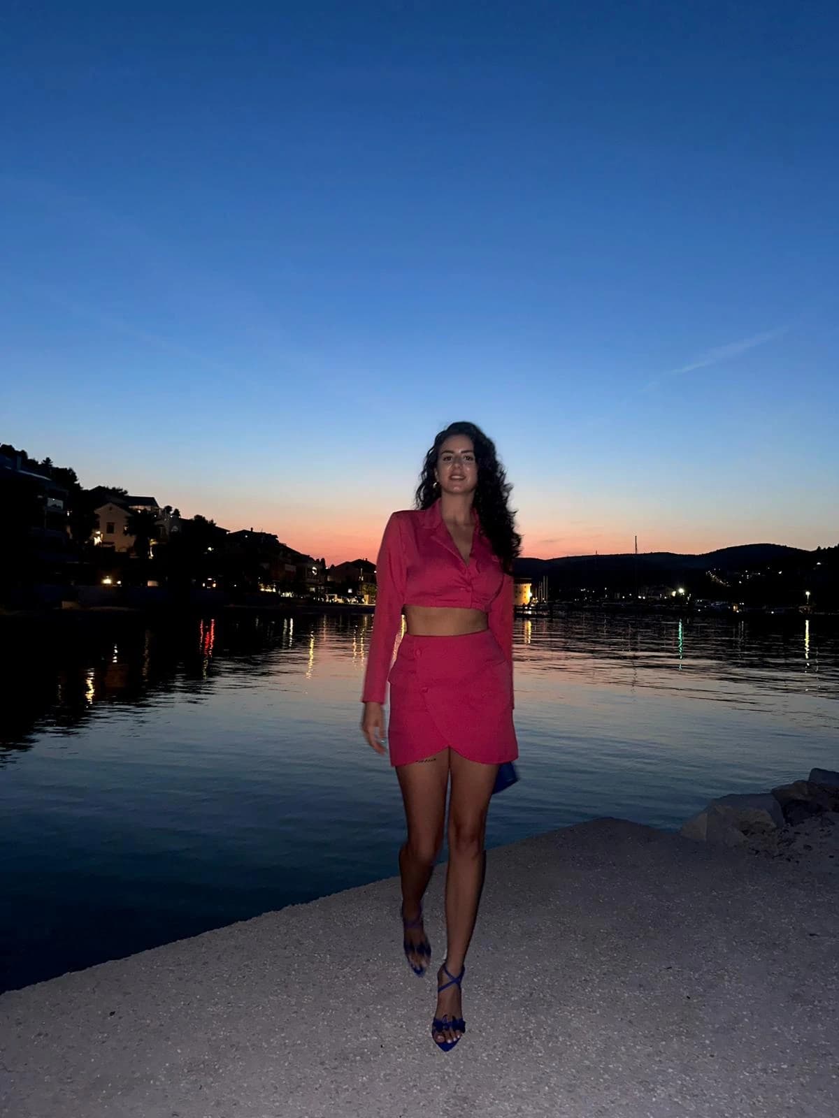 Milica Nikolić u ružičastom outfitu