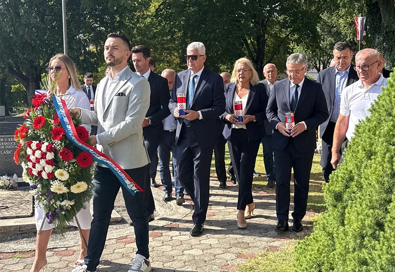 U Grudama odana počast braniteljima: "Herceg-Bosna će živjeti za sva vremena"