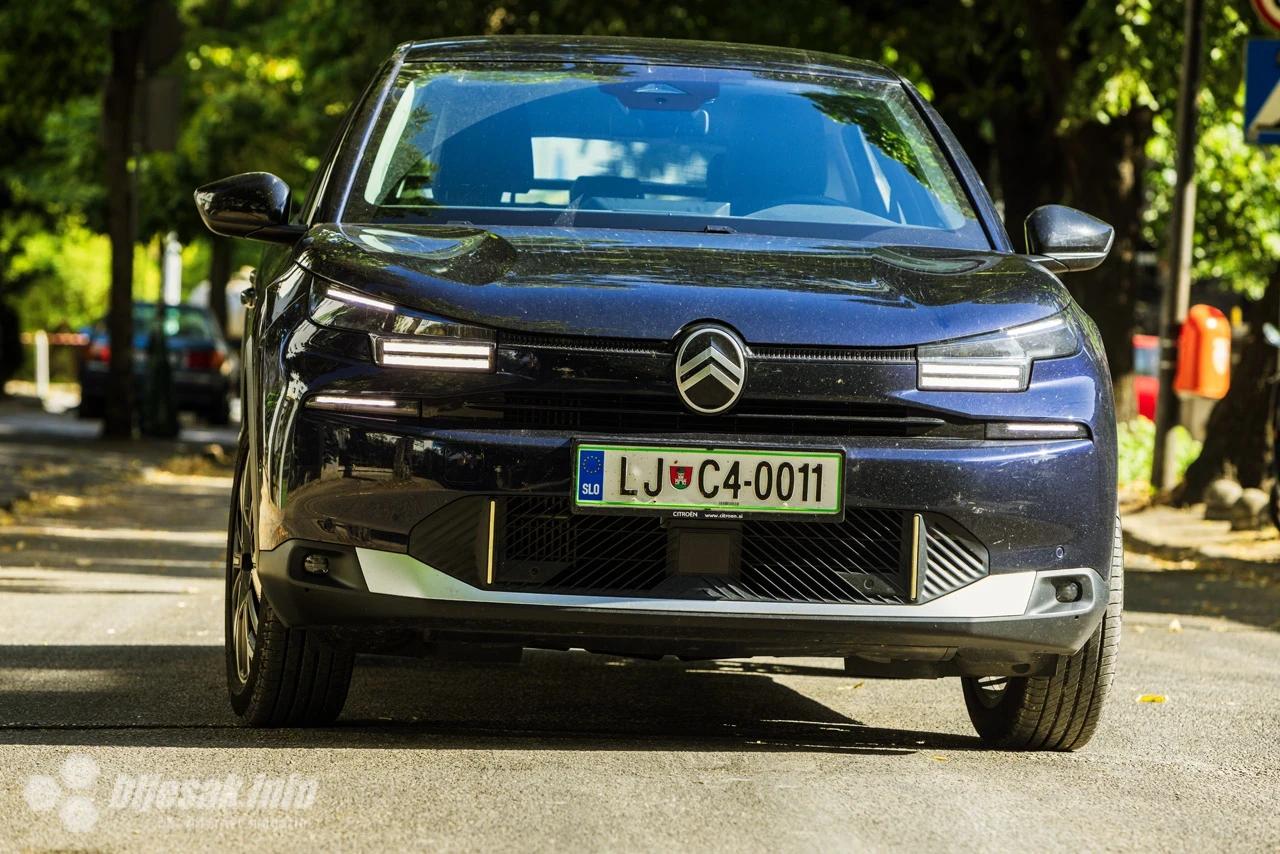 Bljesak je vozio Citroen C4 Bussines Hybrid 145