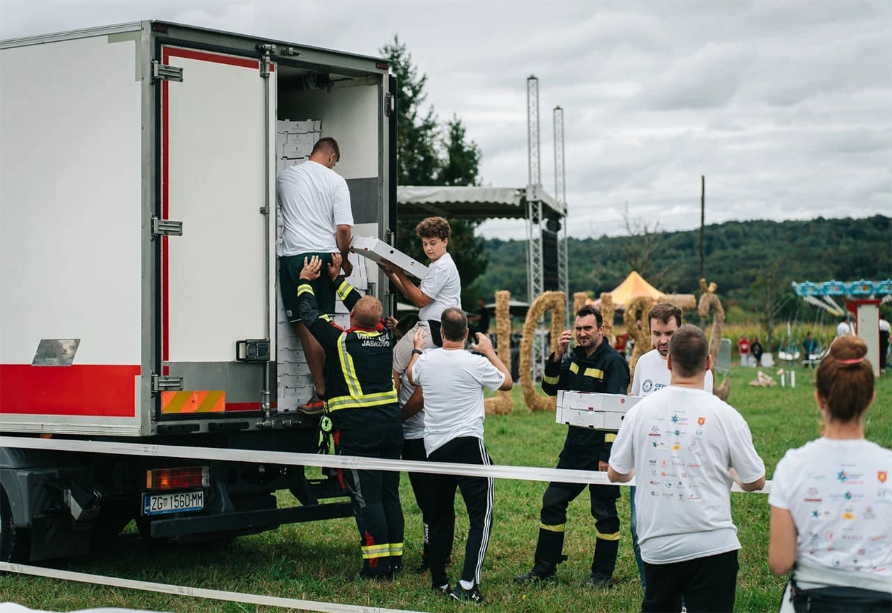 Jaškovo oborilo Guinnessov rekord najdužom linijom štrudli