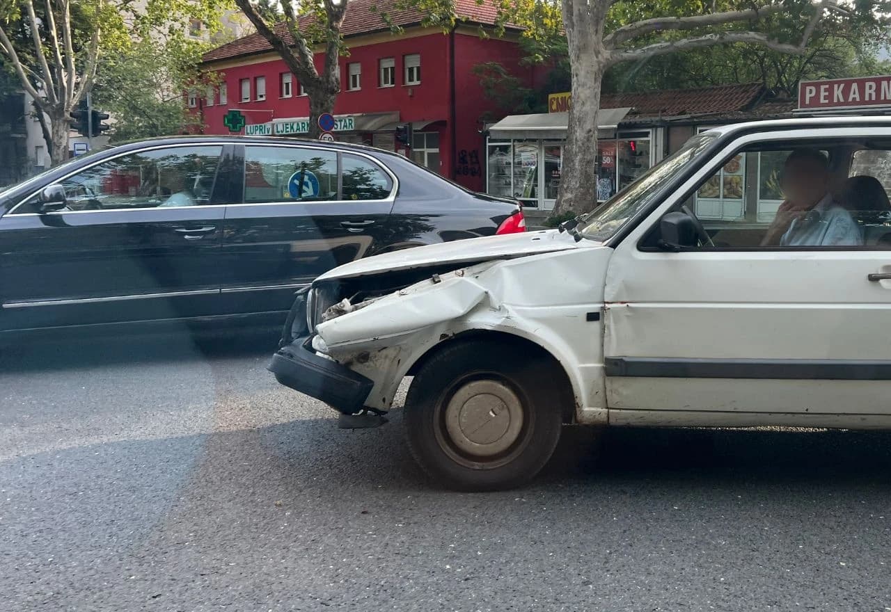 Udes kod 'spajalice' izazvao gužve u prometu