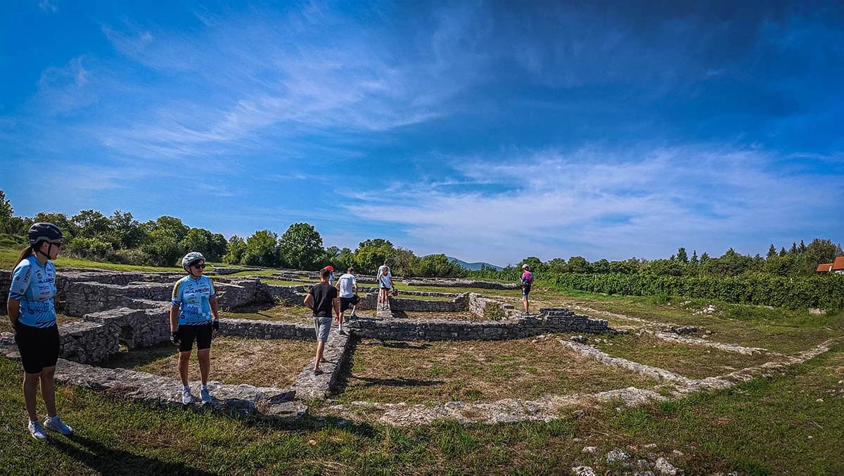 Biciklisti iz regije vozili 30 km kroz kulturnu baštinu Ljubuškog