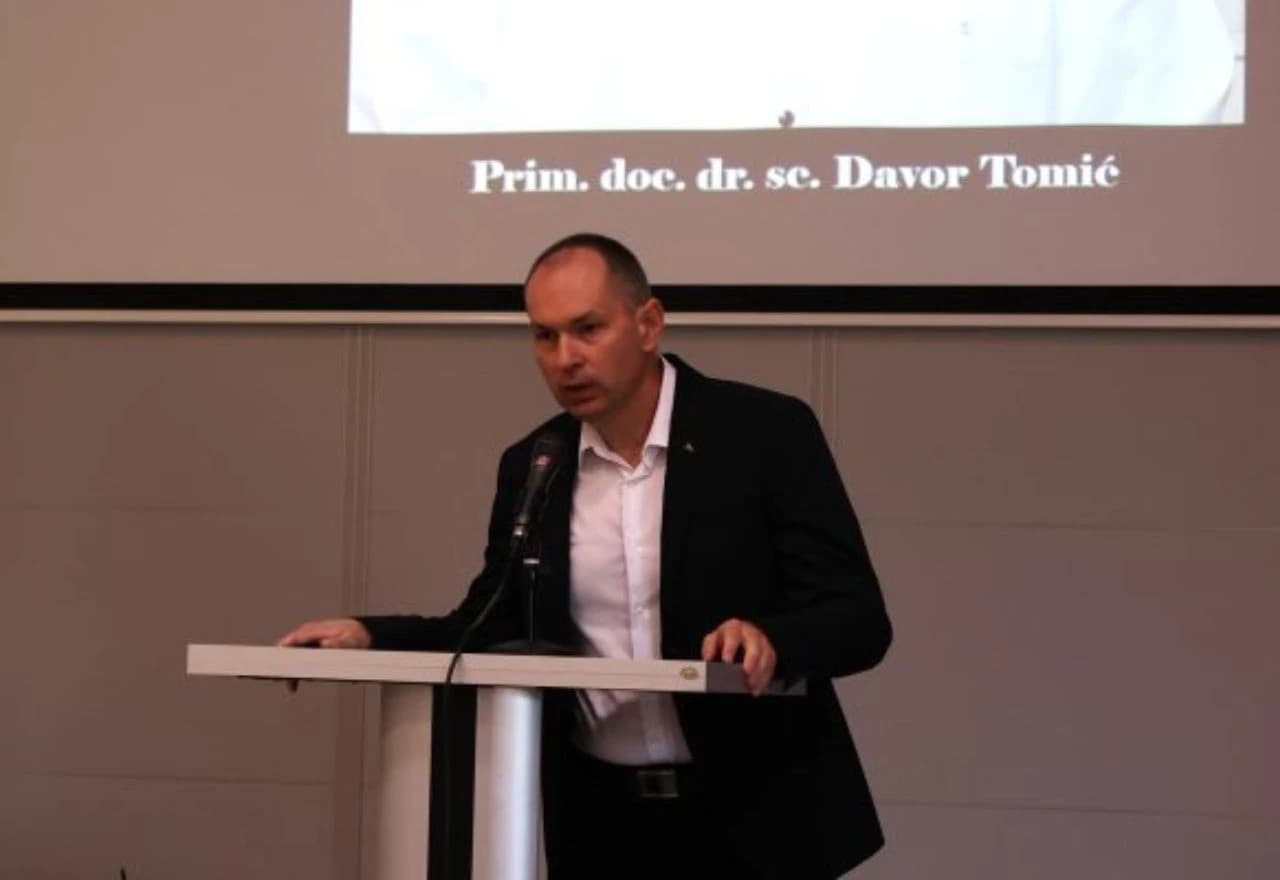 Mostar se oprostio od uglednog urologa dr. Davora Tomića