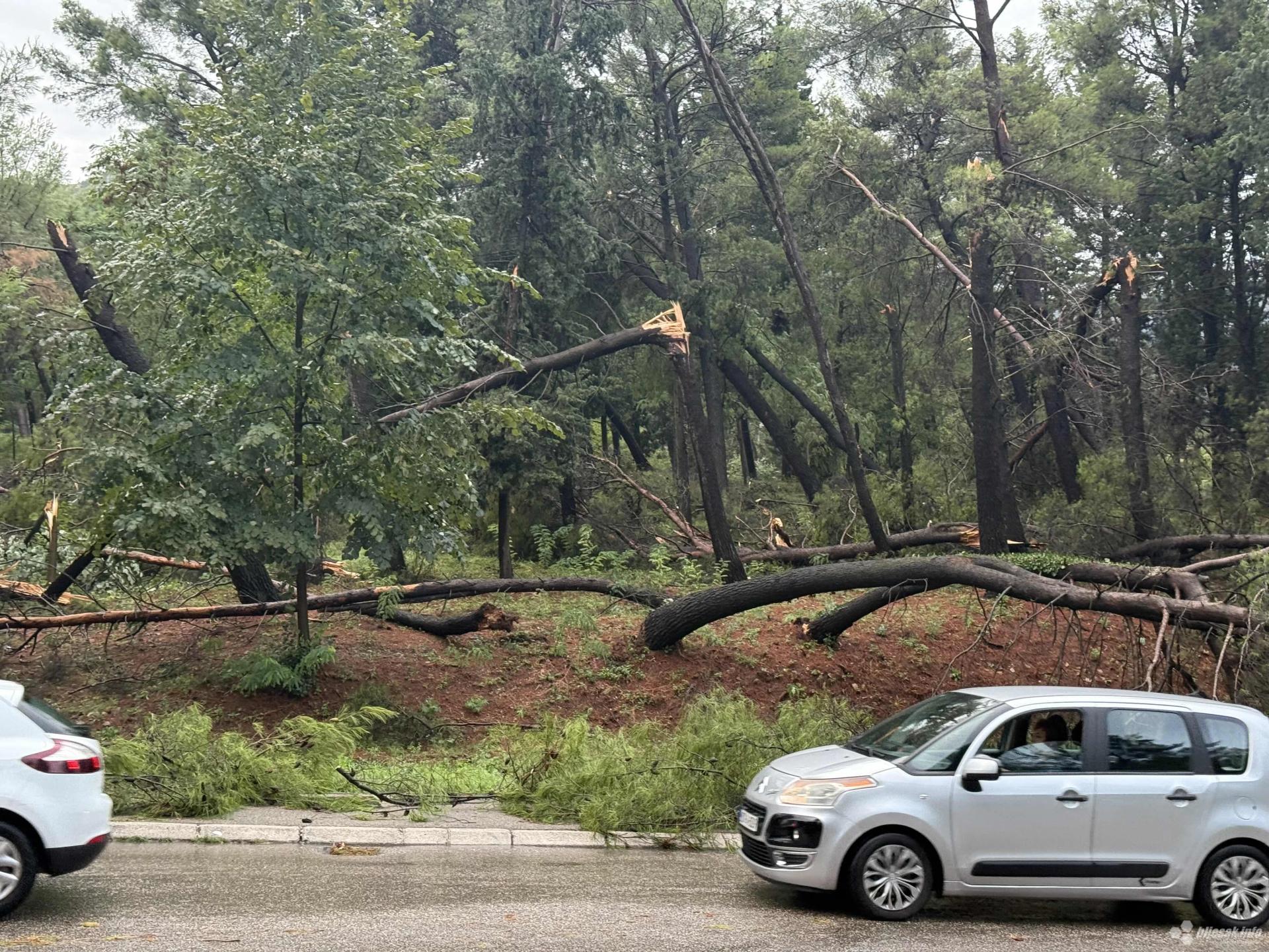 Mostar pod ruševinama nakon sinoćnjeg nevremena