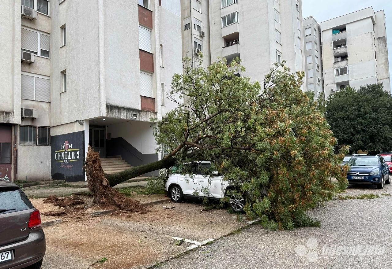 Mostar pod ruševinama nakon sinoćnjeg nevremena
