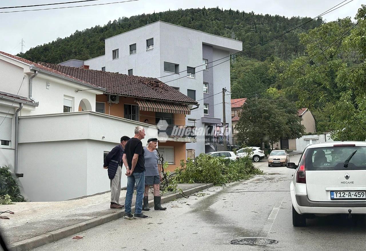 Šteta na kućama u Ilićima