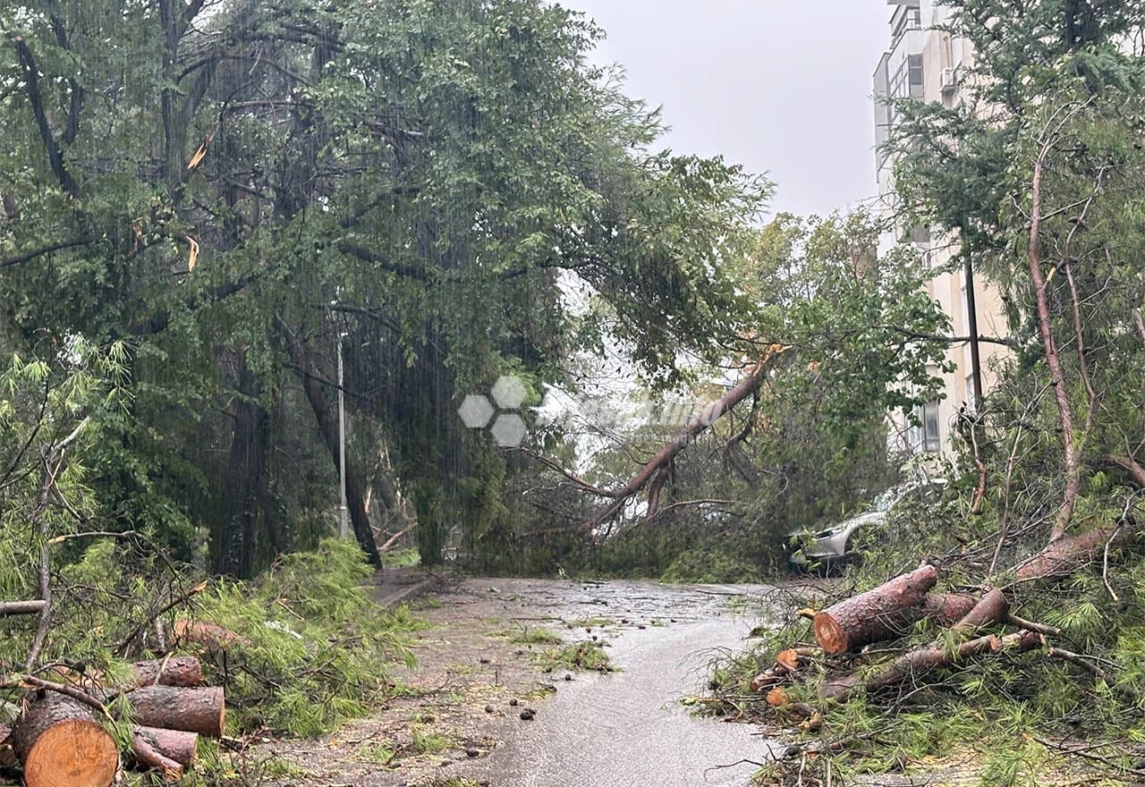 Nakon orkanskog vjetra i kiše u Mostaru