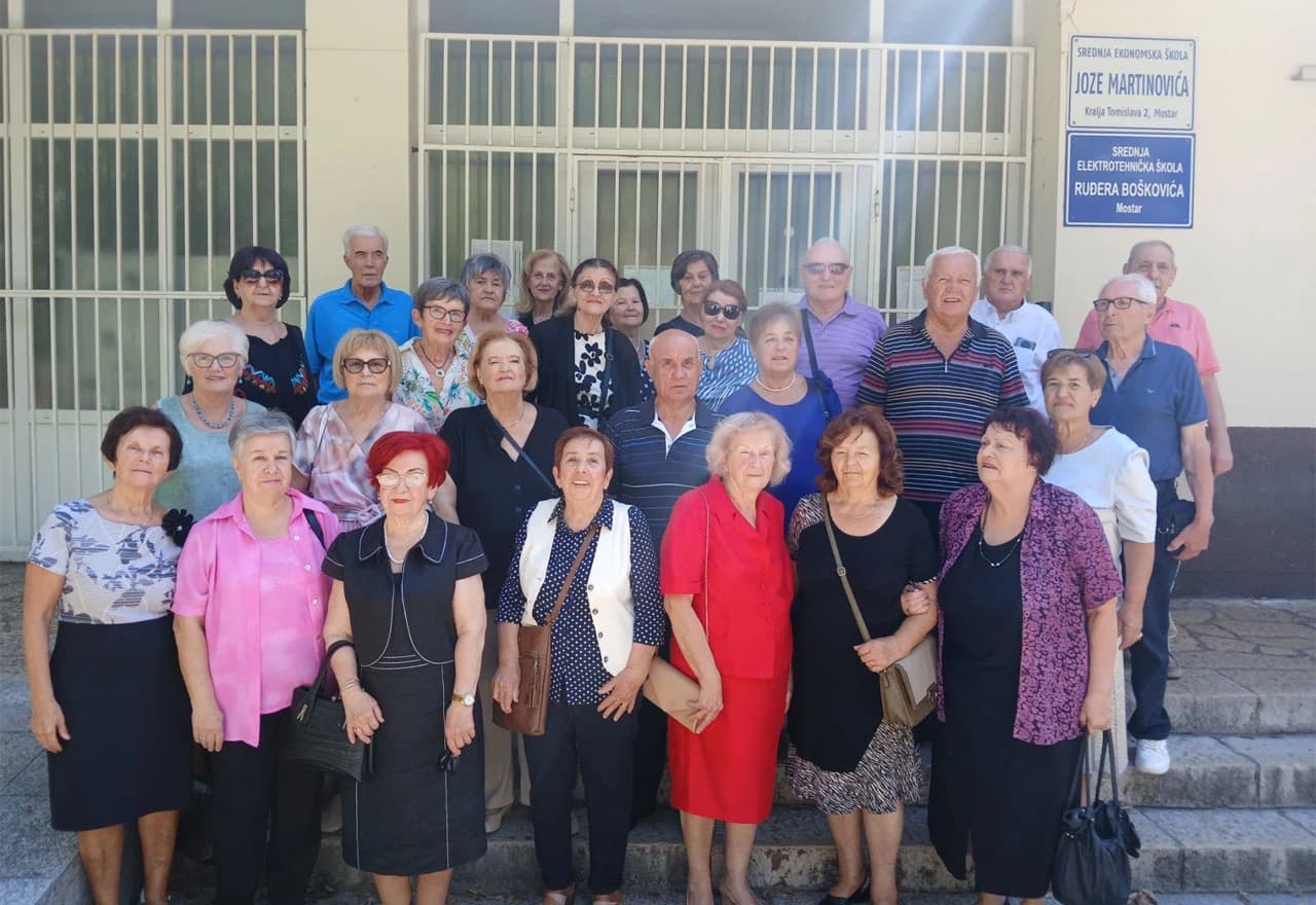 Povratak u mladost: Generacija iz 1965. ponovo zajedno nakon 56 godina