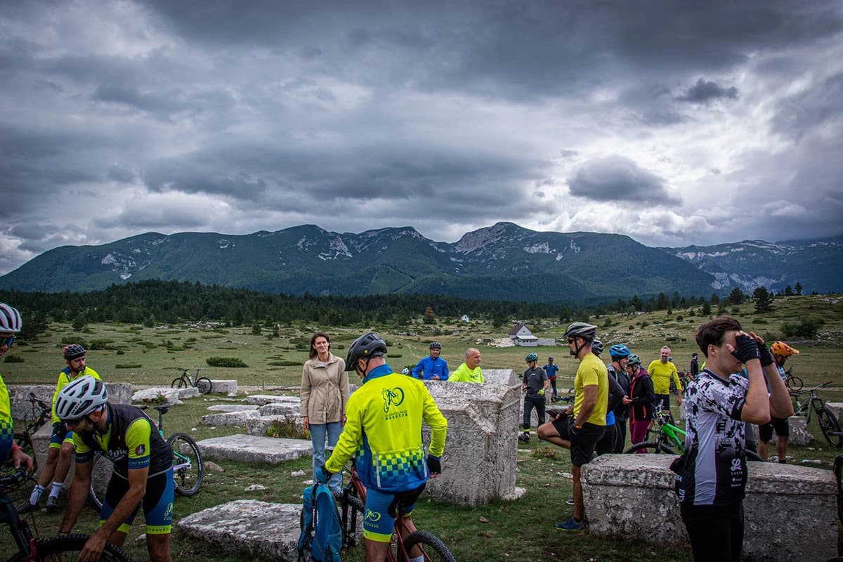 Biciklom kroz povijest, prirodu i zajedništvo