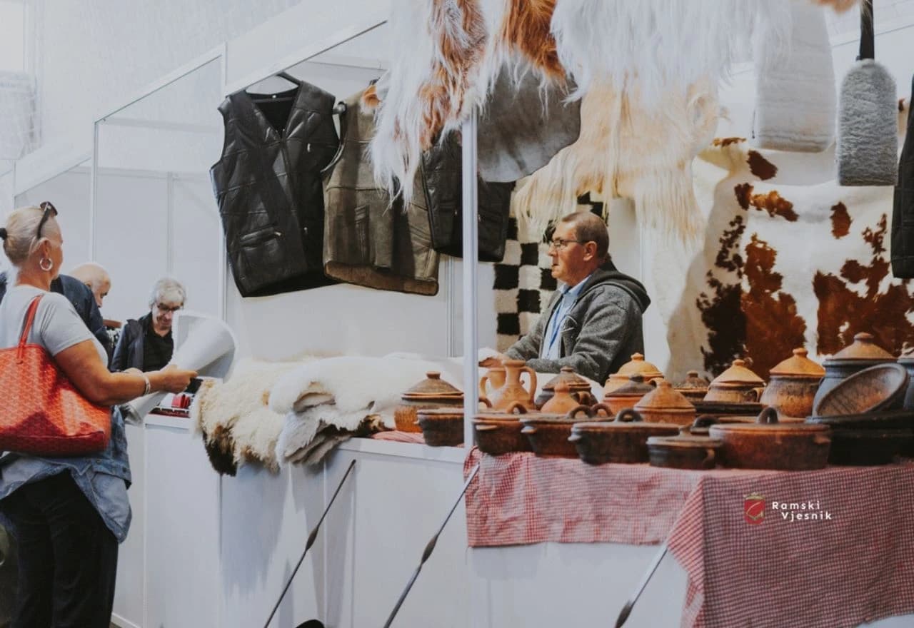 Dani šljive u Prozoru: Sajam spojio tradiciju, poljoprivredu i turizam