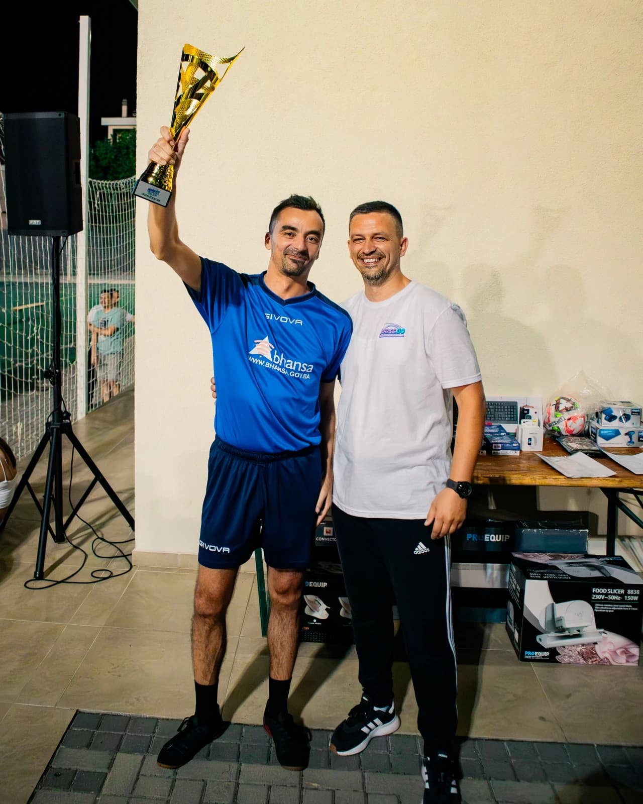 BHANSA preuzela trofej