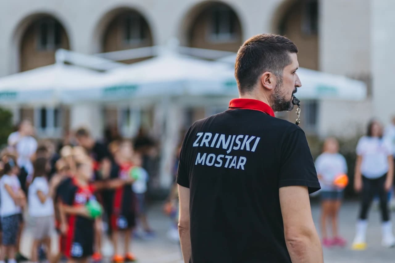 Mini rukomet za djecu ispred Kosače u Mostaru