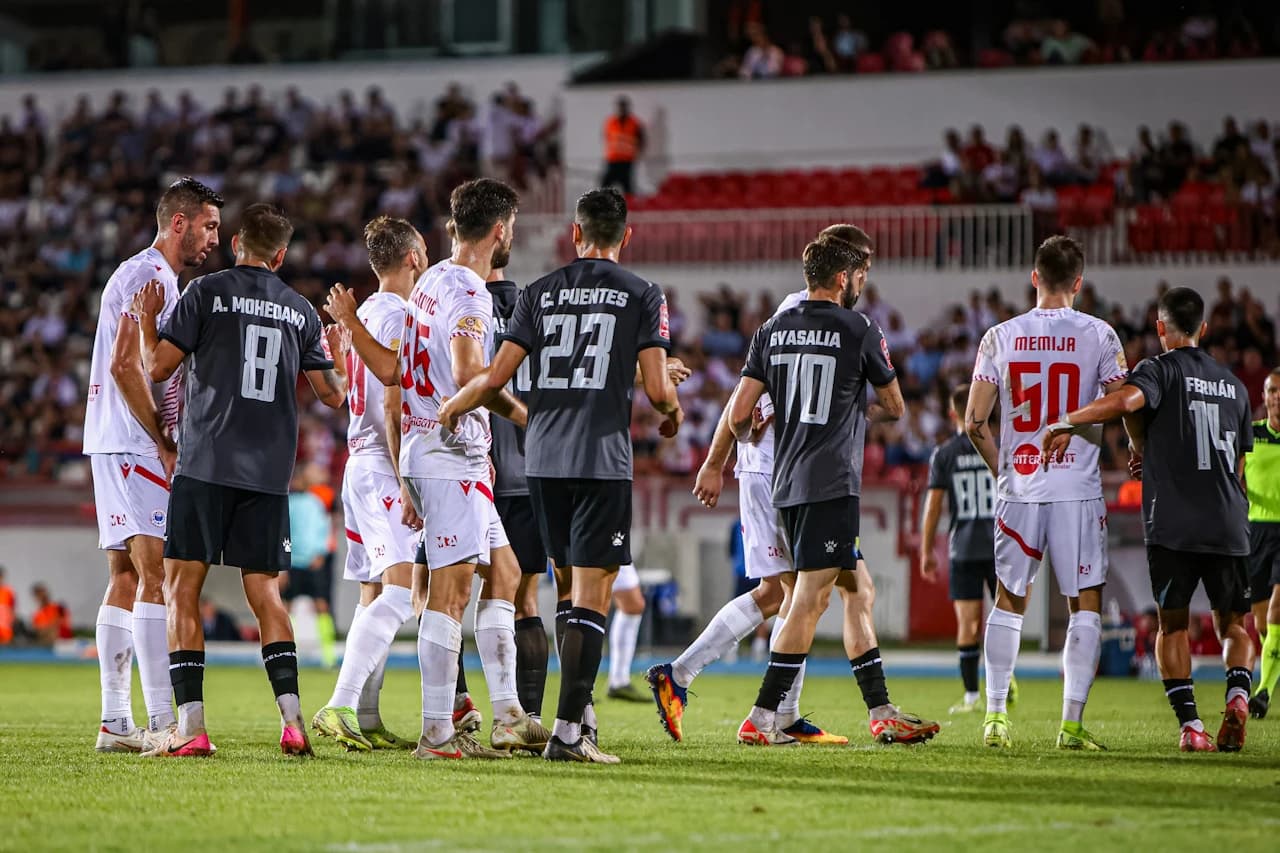 Gužva pred šesnaestercom gostiju