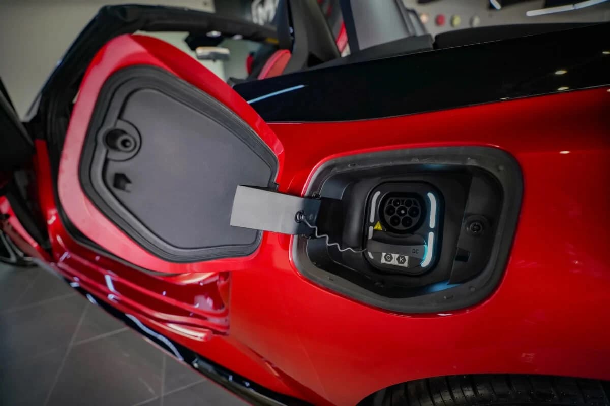 Prvi primjerak MG Cyberstera isporučen domaćem kupcu u BiH