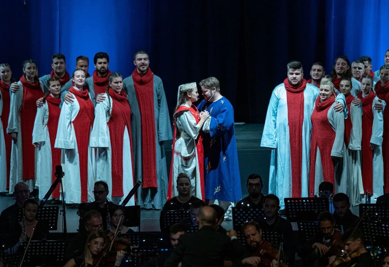 Krunidba kralja Tomislava