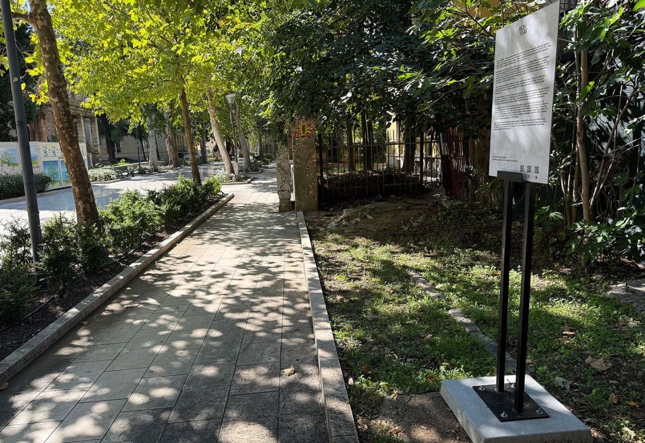 Dvojezične informativne table