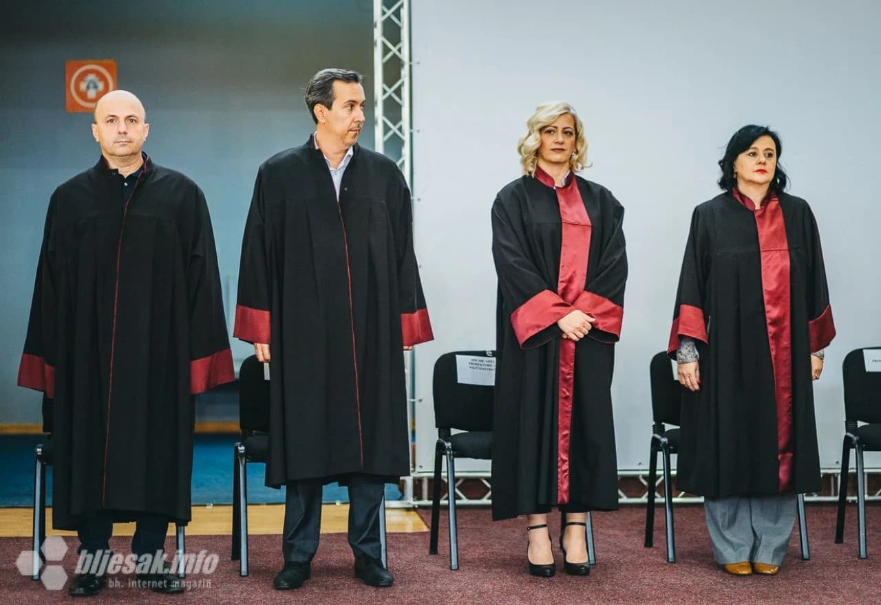 Brucoški sat na Univerzitetu ''Džemal Bijedić''