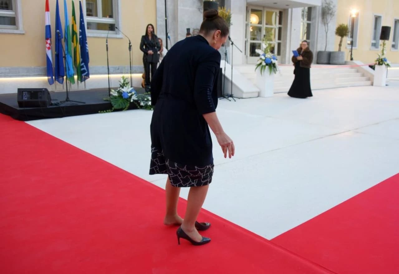 Ministrica bez cipelica