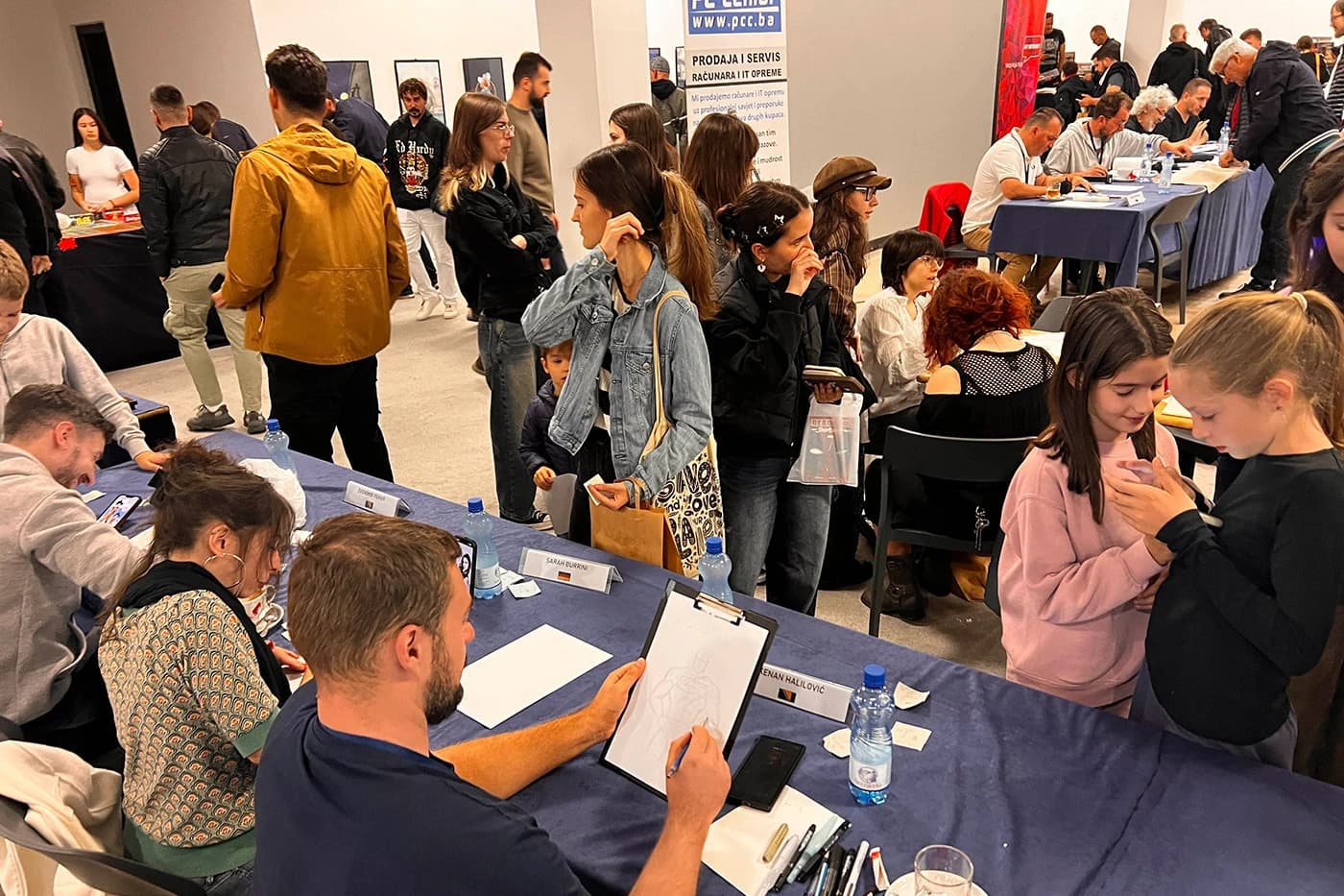 Stripomanija u Mostaru: Publika uživala u crtačima iz cijele Europe