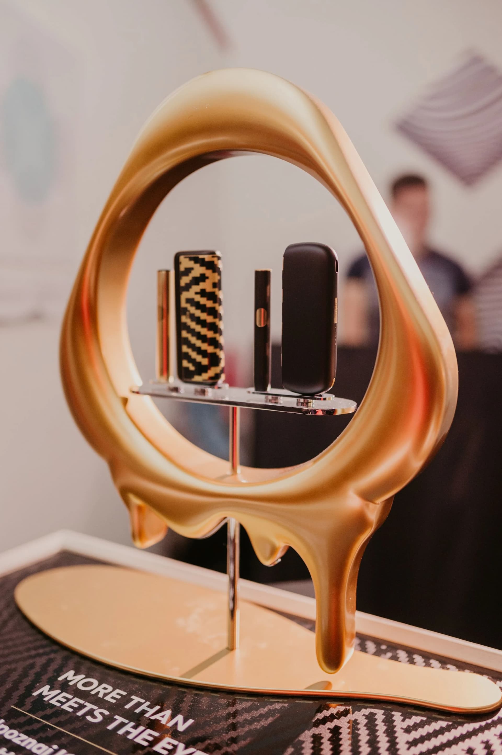 IQOS x SELETTI Limited Edition