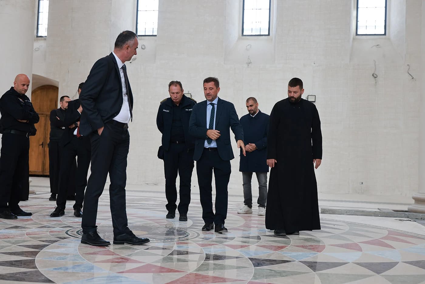 Gradonačelnik Kordić i predsjednik Gradskog vijeća Rahimić u posjeti Sabornoj crkvi